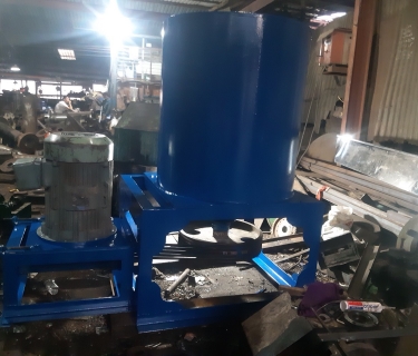 Máy nghiền xơ dừa giá tốt tại Cơ Khí Trần Nhiều