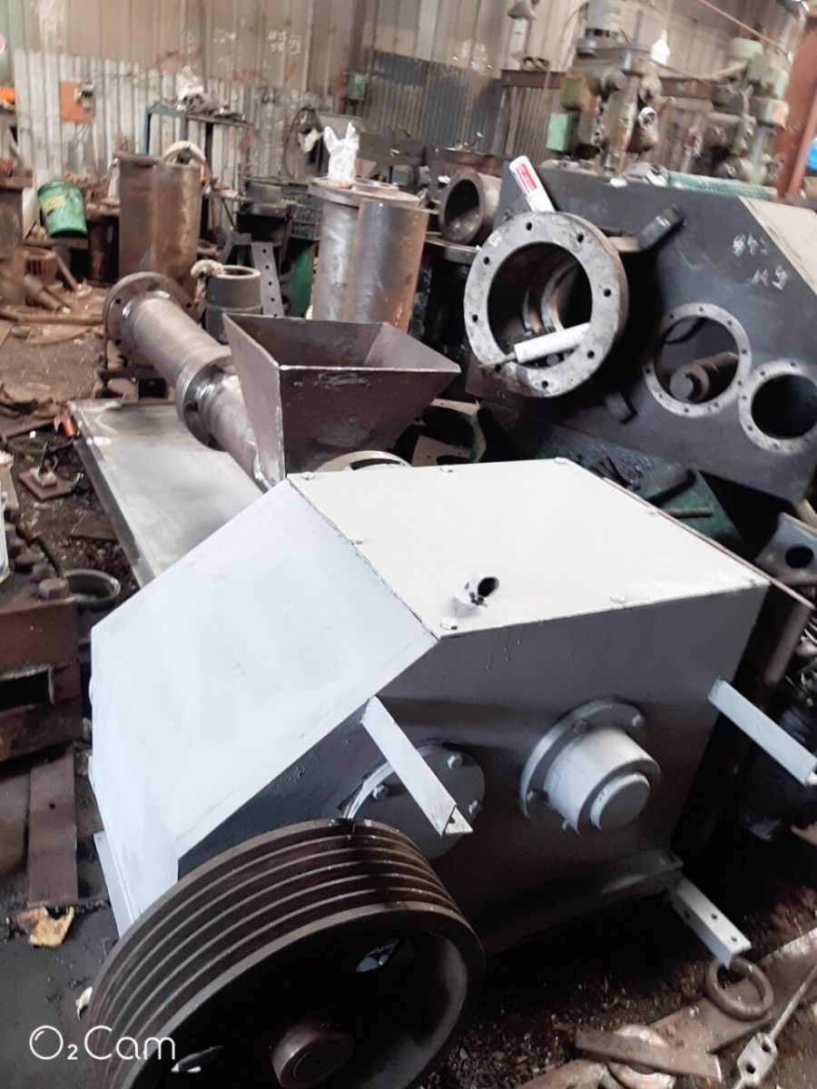 Sản xuất máy ngành nhựa