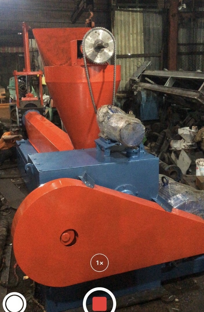 máy tạo hạt nhựa